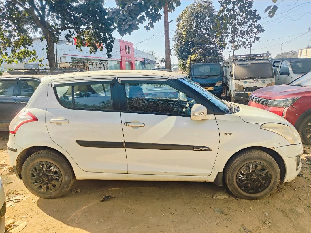 यूज़्ड 2012 मारुति सुजुकी स्विफ्ट, Kalunga, Rourkela 5 यूज़्ड 2012 मारुति सुजुकी स्विफ्ट, Kalunga, Rourkela 5