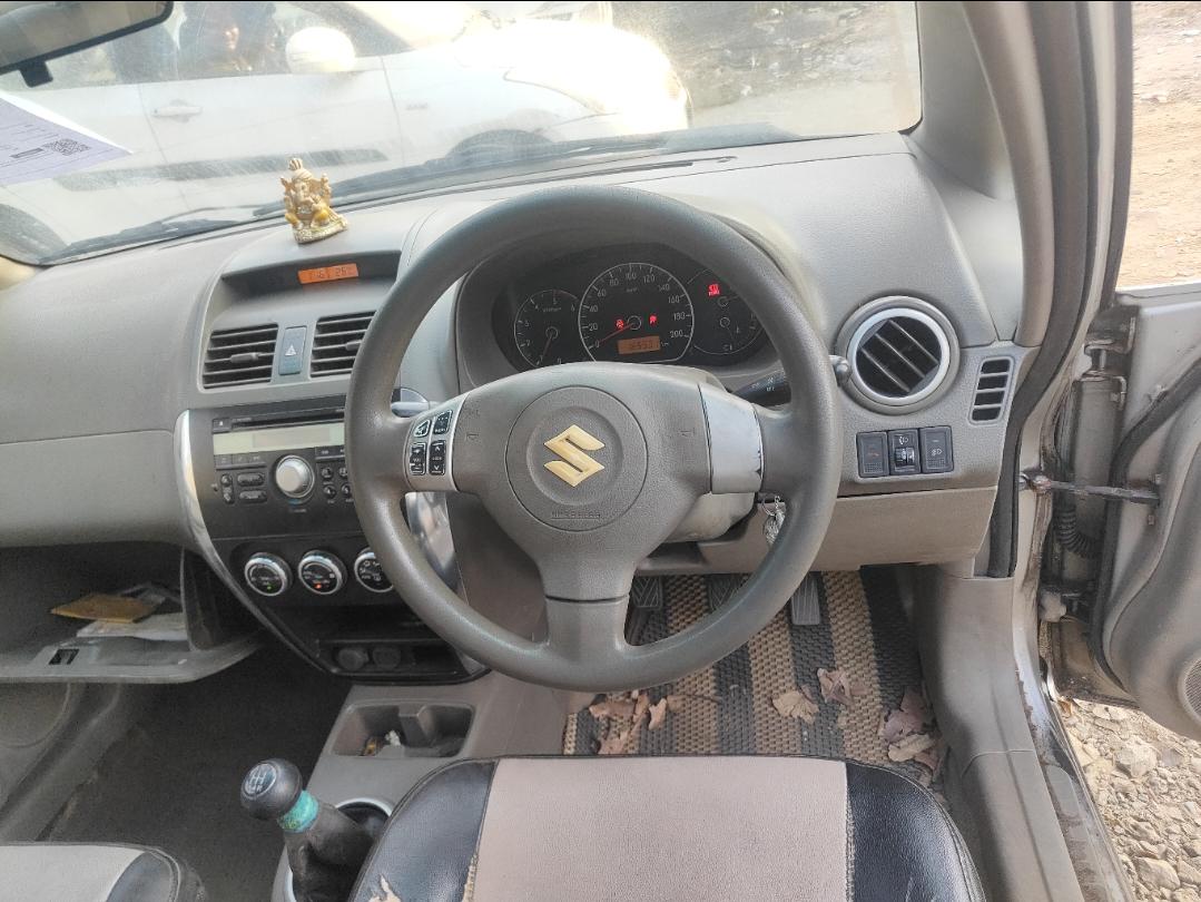 यूज़्ड 2011 मारुति सुजुकी एसएक्स4, Kalunga, Rourkela 12 यूज़्ड 2011 मारुति सुजुकी एसएक्स4, Kalunga, Rourkela 12