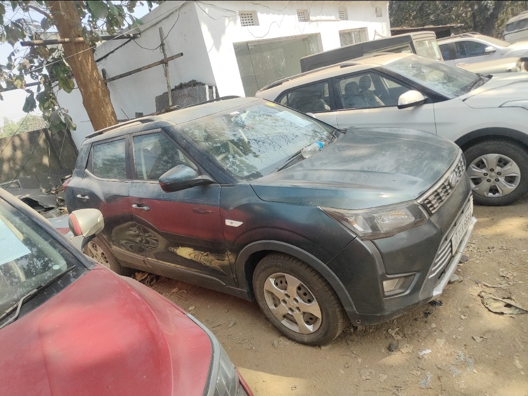 Used 2020 Mahindra XUV300 Used 2020 Mahindra XUV300