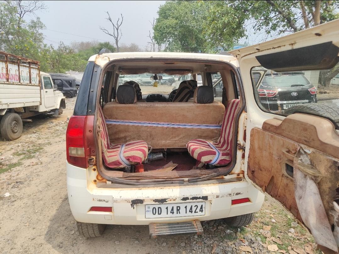 यूज़्ड 2018 महिंद्रा टीयूवी300, Kalunga, Rourkela 8 यूज़्ड 2018 महिंद्रा टीयूवी300, Kalunga, Rourkela 8