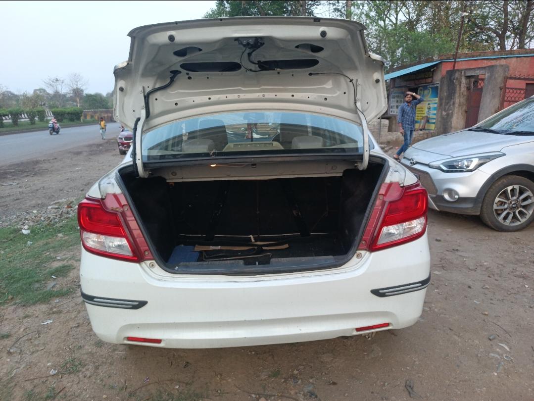 यूज़्ड 2017 मारुति सुजुकी डिजायर, Kalunga, Rourkela 9 यूज़्ड 2017 मारुति सुजुकी डिजायर, Kalunga, Rourkela 9