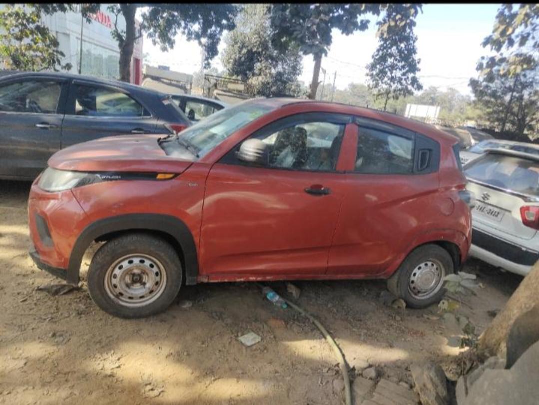 2018 महिंद्रा केयूवी 100 K2 Plus 6 STR 2018 महिंद्रा केयूवी 100 K2 Plus 6 STR