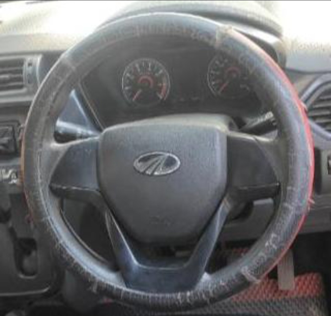 Used 2018 Mahindra KUV100 Used 2018 Mahindra KUV100