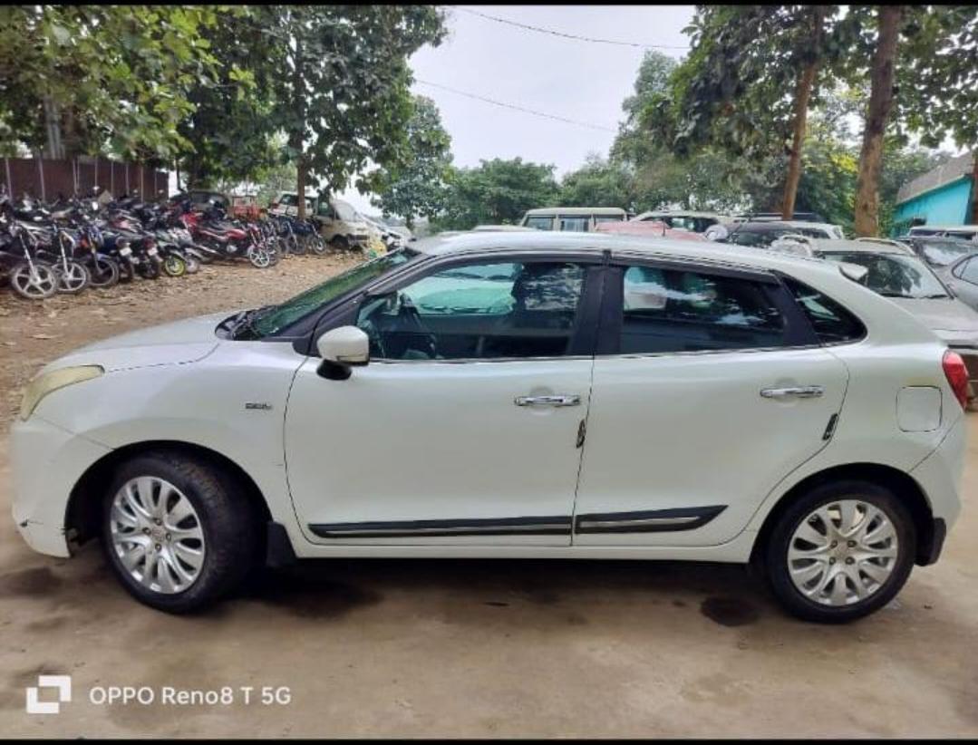 2015 मारुति सुजुकी बलेनो Zeta Diesel 2015 मारुति सुजुकी बलेनो Zeta Diesel