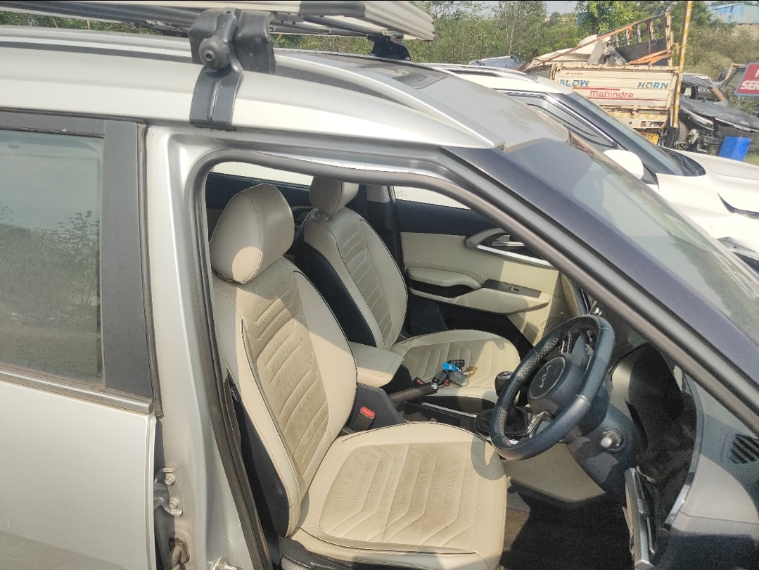 Used 2022 Kia Carens Used 2022 Kia Carens