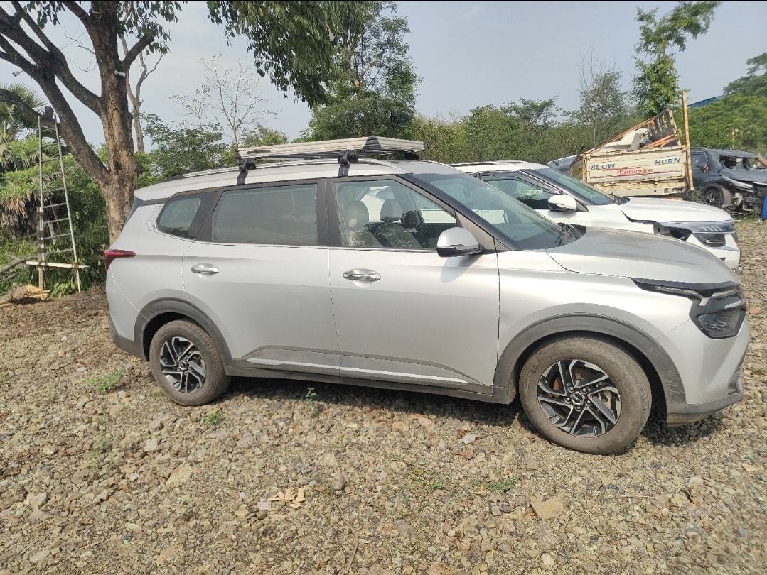Used 2022 Kia Carens Used 2022 Kia Carens