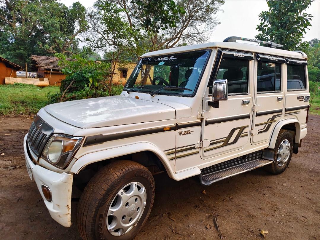 2018 महिंद्रा बोलेरो Power Plus SLX BS4 2018 महिंद्रा बोलेरो Power Plus SLX BS4