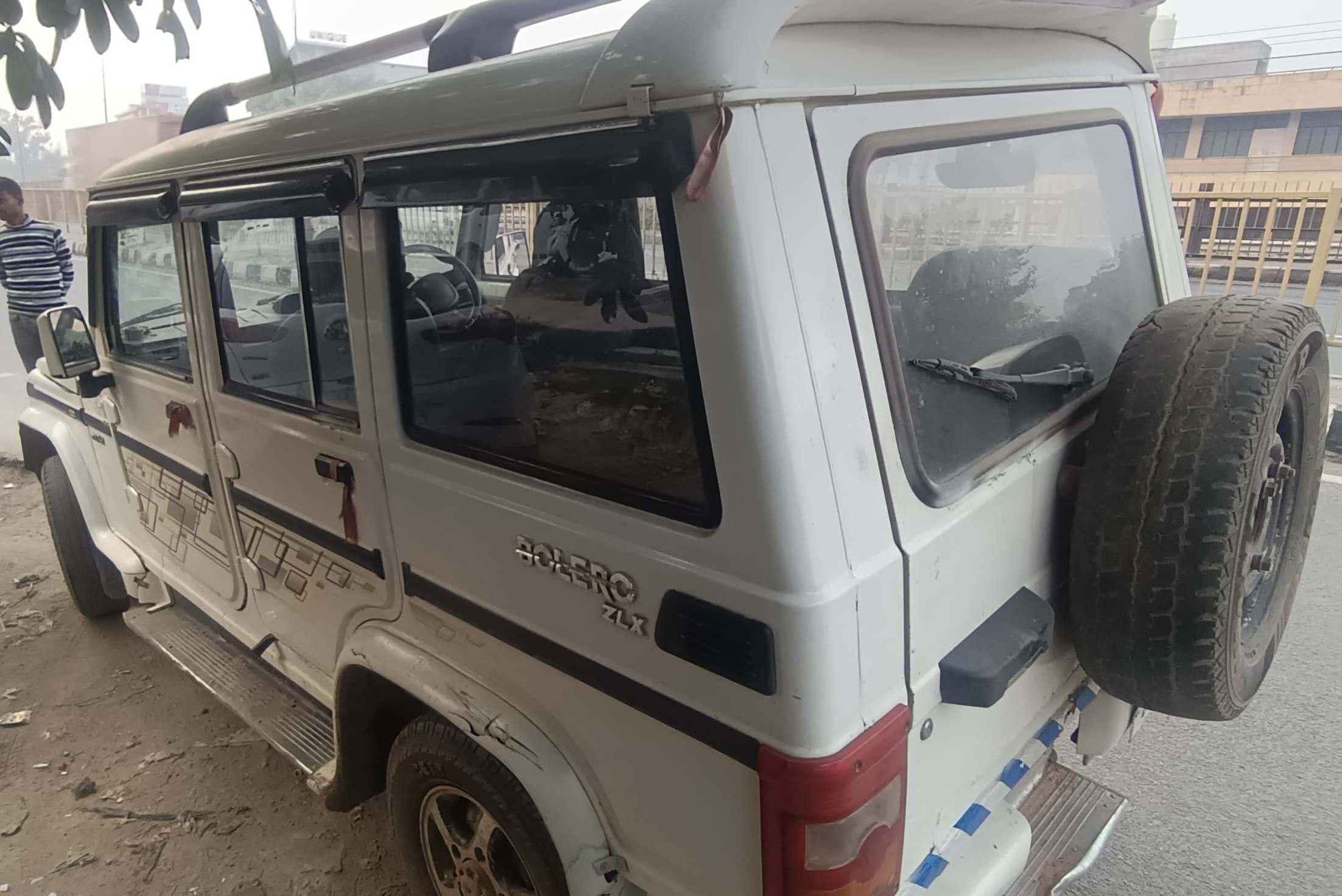 यूज़्ड 2013 महिंद्रा बोलेरो, Dayal Bagh, Agra यूज़्ड 2013 महिंद्रा बोलेरो, Dayal Bagh, Agra