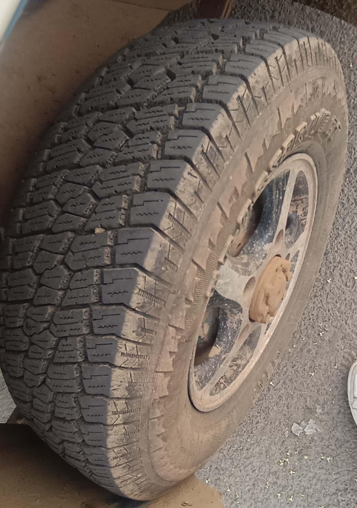 यूज़्ड 2013 महिंद्रा बोलेरो, Dayal Bagh, Agra 4 यूज़्ड 2013 महिंद्रा बोलेरो, Dayal Bagh, Agra 4