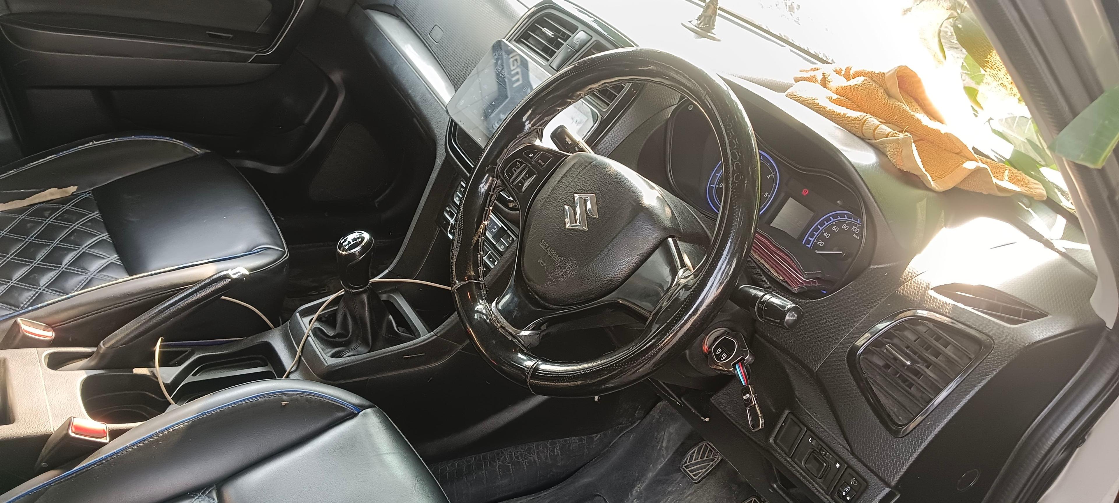 यूज़्ड 2019 मारुति सुजुकी विटारा ब्रेज़ा, Dayal Bagh, Agra 9 यूज़्ड 2019 मारुति सुजुकी विटारा ब्रेज़ा, Dayal Bagh, Agra 9