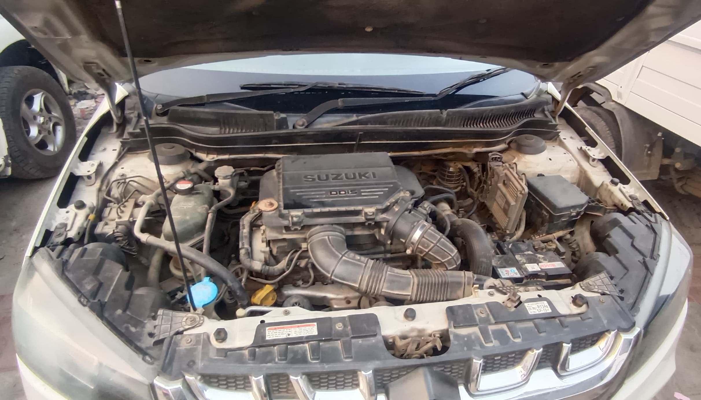 यूज़्ड 2017 मारुति सुजुकी विटारा ब्रेज़ा, Dayal Bagh, Agra 5 यूज़्ड 2017 मारुति सुजुकी विटारा ब्रेज़ा, Dayal Bagh, Agra 5