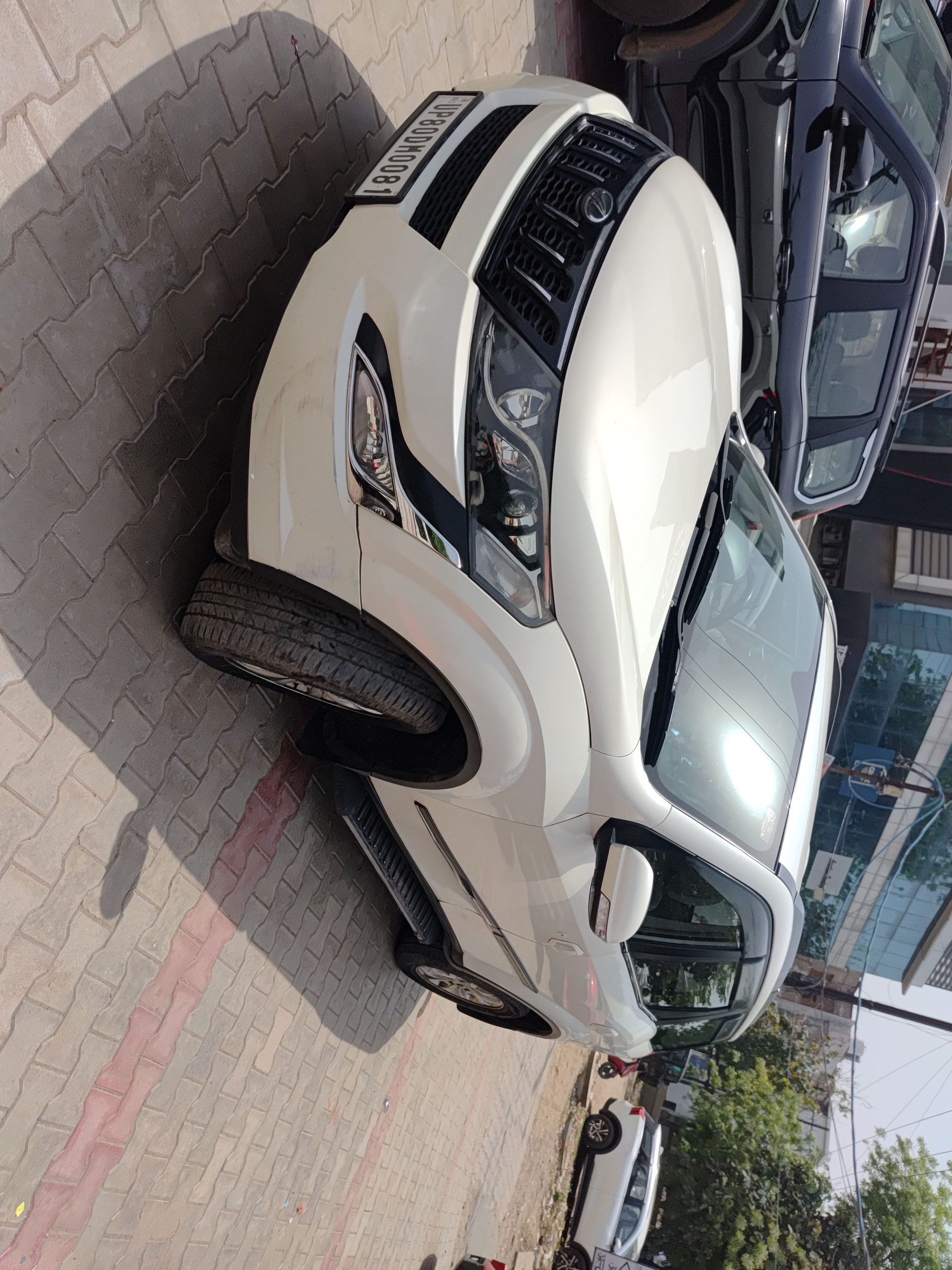 Used 2015 Mahindra XUV500 Used 2015 Mahindra XUV500