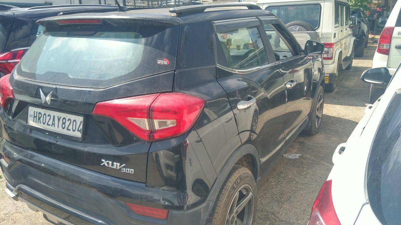 यूज़्ड 2023 महिंद्रा एक्सयूवी300, Kalpi, Ambala 3 यूज़्ड 2023 महिंद्रा एक्सयूवी300, Kalpi, Ambala 3