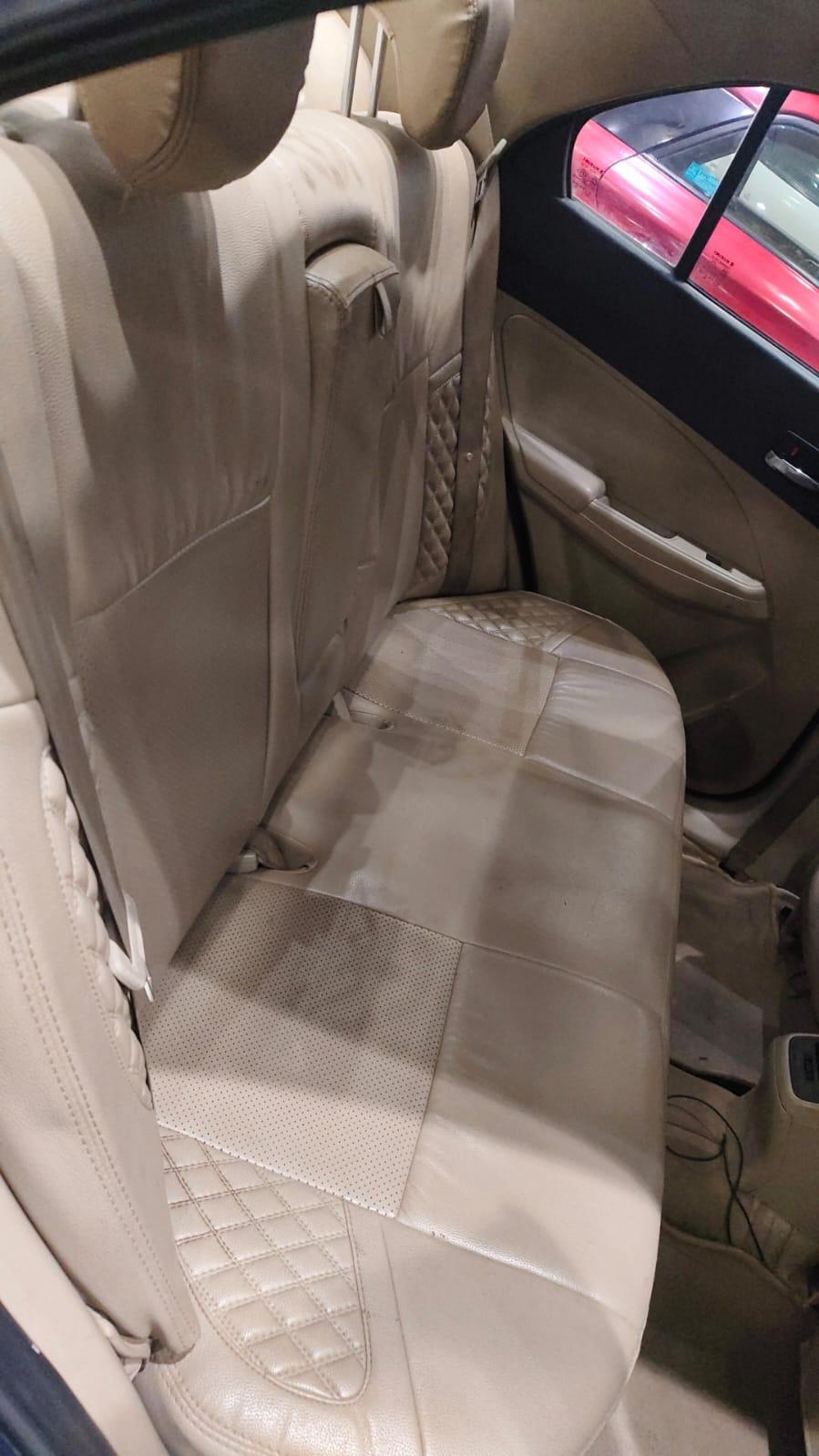 यूज़्ड 2018 मारुति सुजुकी स्विफ्ट डिज़ायर, Kheri, Lakhimpur 11 यूज़्ड 2018 मारुति सुजुकी स्विफ्ट डिज़ायर, Kheri, Lakhimpur 11