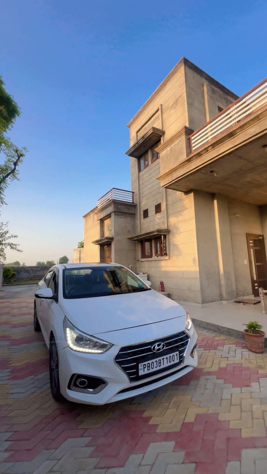 2018 ह्युंडई वरना 1.6 CRDI SX Plus AT 2018 ह्युंडई वरना 1.6 CRDI SX Plus AT