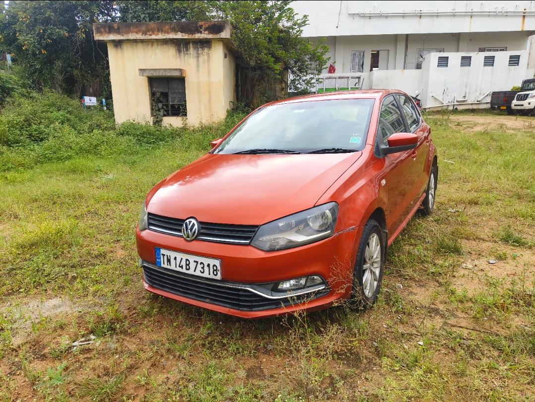 2015 फॉक्सवैगन पोलो 1.2 Highline Petrol 2015 फॉक्सवैगन पोलो 1.2 Highline Petrol