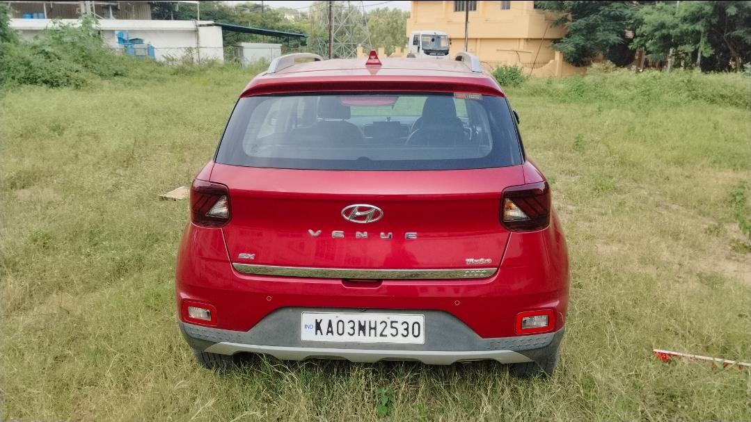 यूज़्ड 2020 ह्युंडई वेन्यू, Perandapalli, Hosur 3 यूज़्ड 2020 ह्युंडई वेन्यू, Perandapalli, Hosur 3