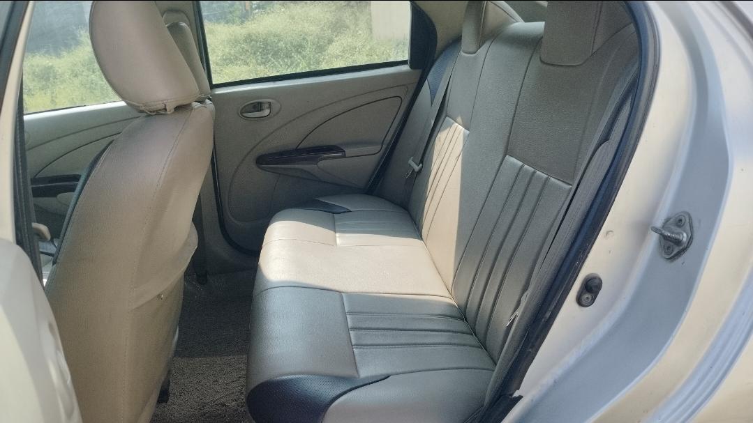 यूज़्ड 2014 टोयोटा इटिऑस, Perandapalli, Hosur 14 यूज़्ड 2014 टोयोटा इटिऑस, Perandapalli, Hosur 14