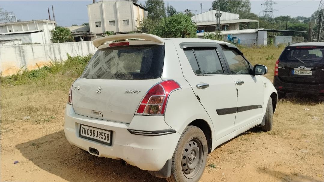 यूज़्ड 2011 मारुति सुजुकी स्विफ्ट, Perandapalli, Hosur 4 यूज़्ड 2011 मारुति सुजुकी स्विफ्ट, Perandapalli, Hosur 4