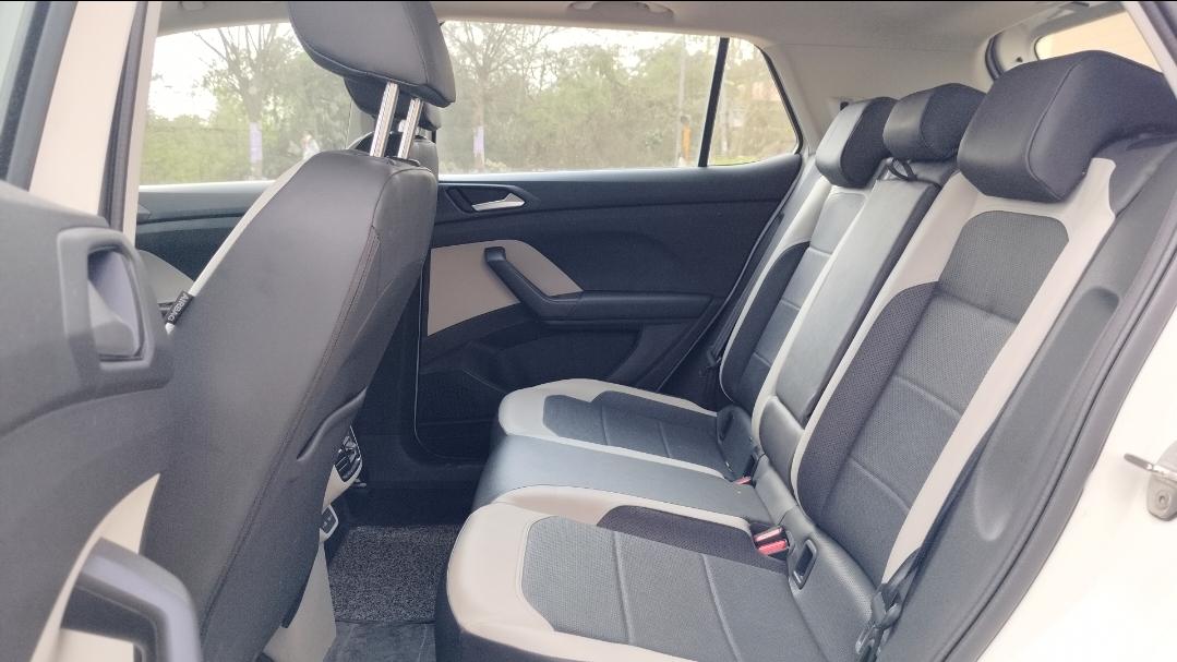 यूज़्ड 2022 फॉक्सवैगन टाइगन, Perandapalli, Hosur 14 यूज़्ड 2022 फॉक्सवैगन टाइगन, Perandapalli, Hosur 14