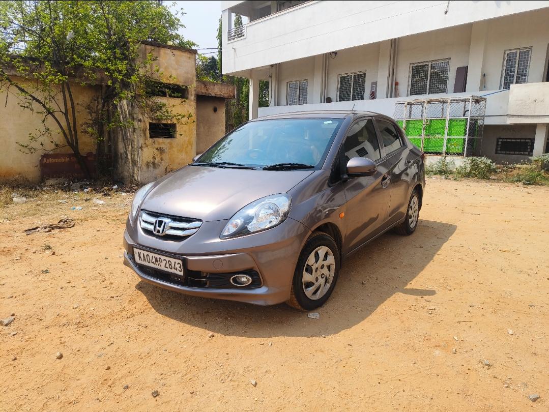 2014 होंडा अमेज़ SX MT Diesel 2014 होंडा अमेज़ SX MT Diesel