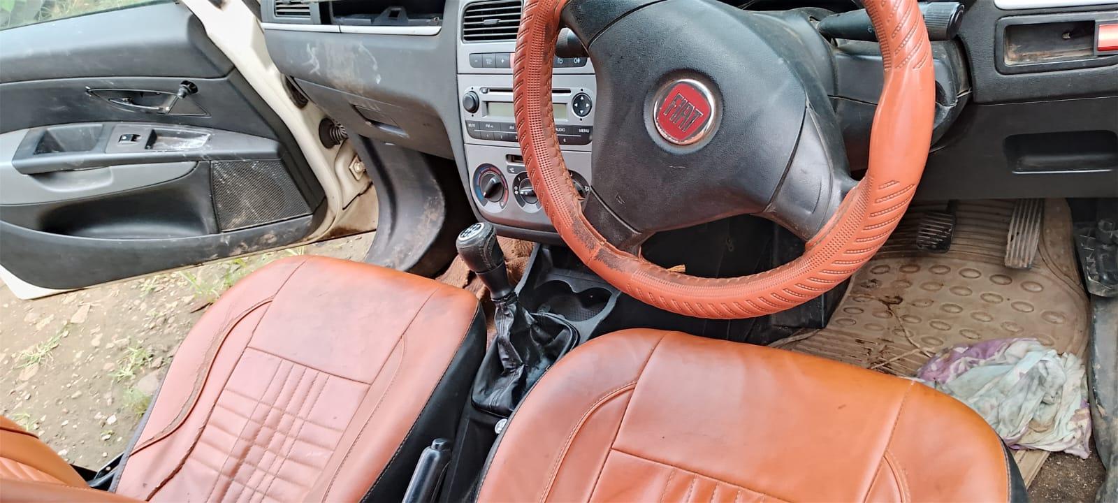 यूज़्ड 2014 फिएट ग्रैंड पुंटो, Bagadganj, Nagpur 3 यूज़्ड 2014 फिएट ग्रैंड पुंटो, Bagadganj, Nagpur 3