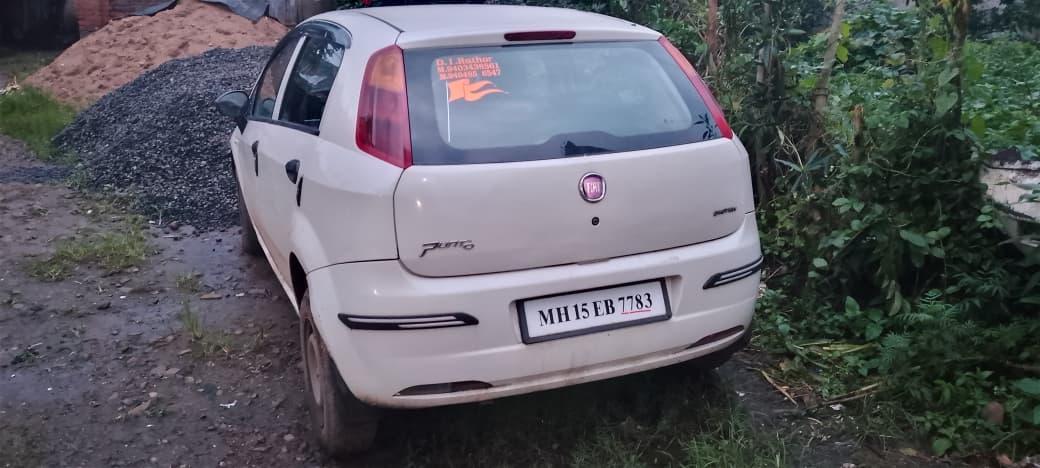 यूज़्ड 2014 फिएट ग्रैंड पुंटो, Bagadganj, Nagpur 1 यूज़्ड 2014 फिएट ग्रैंड पुंटो, Bagadganj, Nagpur 1