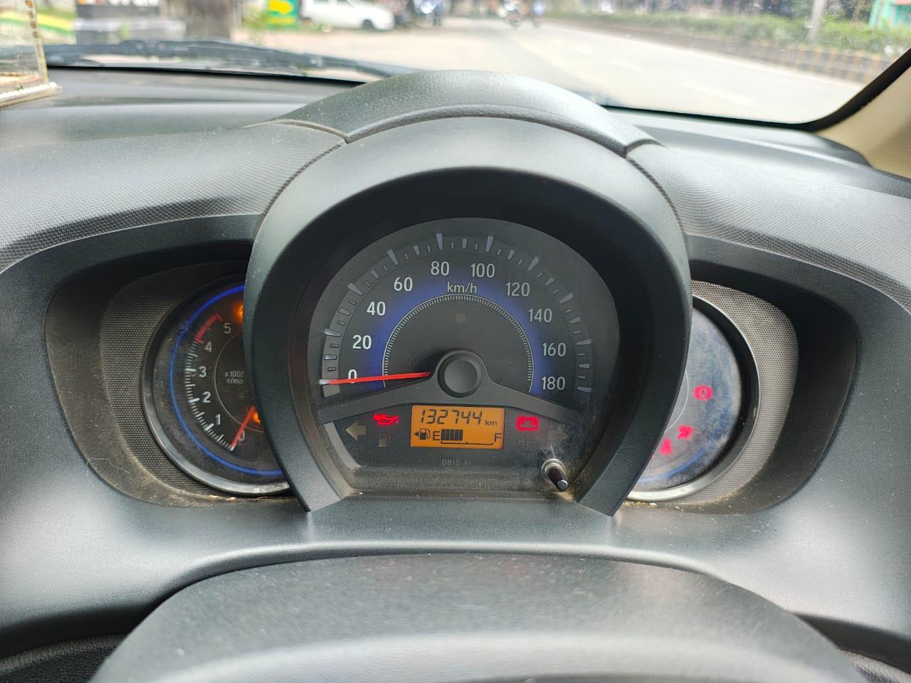 2014 होंडा मोबिलियो V Diesel 2014 होंडा मोबिलियो V Diesel