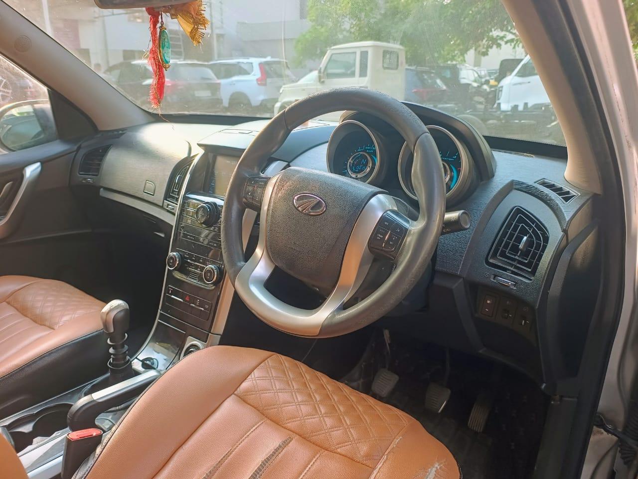 यूज़्ड 2019 महिंद्रा एक्सयूवी500, Faridabad Sector 7, Faridabad 12 यूज़्ड 2019 महिंद्रा एक्सयूवी500, Faridabad Sector 7, Faridabad 12