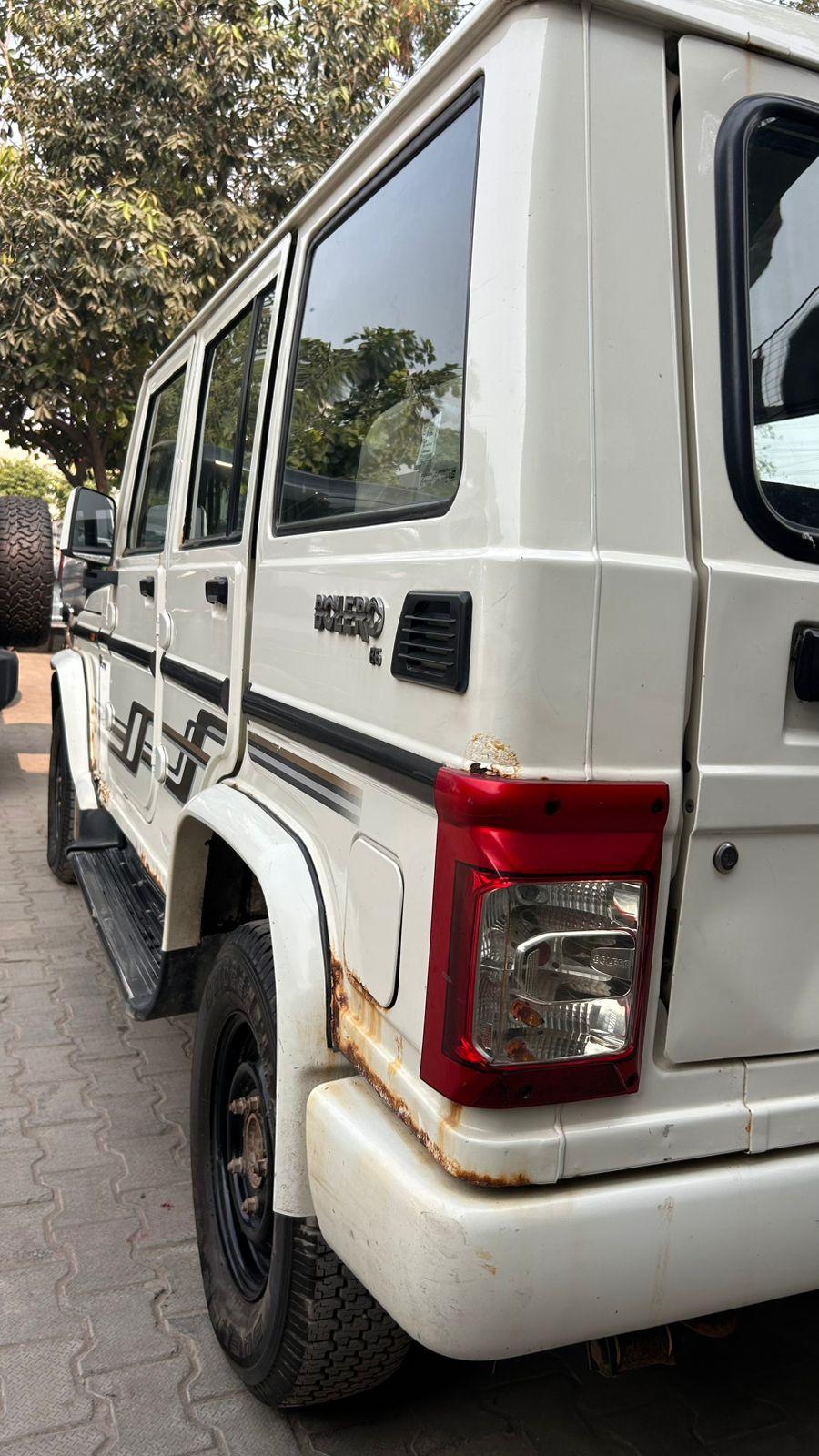 यूज़्ड 2021 महिंद्रा बोलेरो, Faridabad Sector 7, Faridabad 2 यूज़्ड 2021 महिंद्रा बोलेरो, Faridabad Sector 7, Faridabad 2