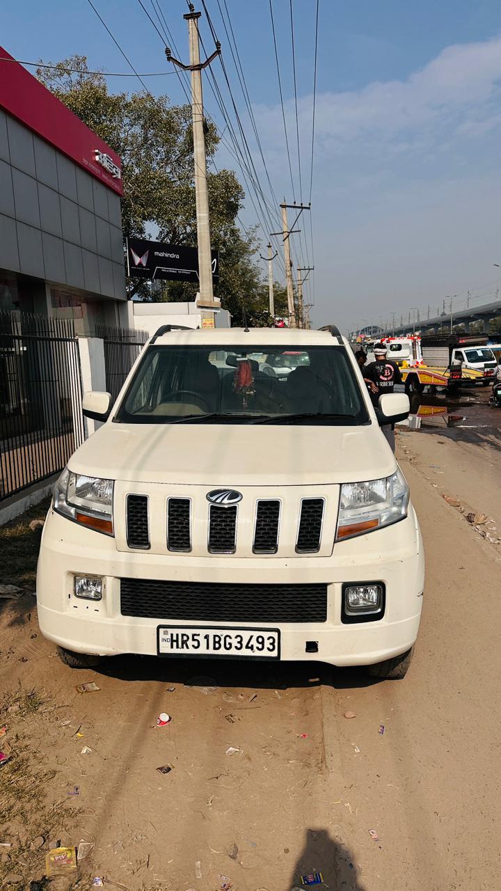 यूज़्ड 2015 महिंद्रा टीयूवी300, Faridabad Sector 7, Faridabad यूज़्ड 2015 महिंद्रा टीयूवी300, Faridabad Sector 7, Faridabad