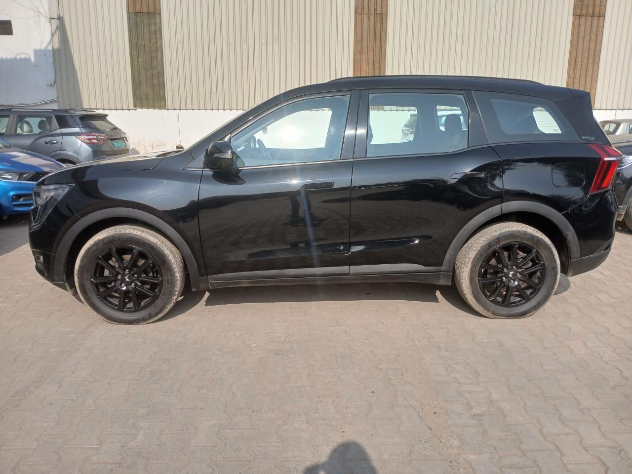 यूज़्ड 2025 महिंद्रा एक्सयूवी700, Faridabad Sector 7, Faridabad यूज़्ड 2025 महिंद्रा एक्सयूवी700, Faridabad Sector 7, Faridabad