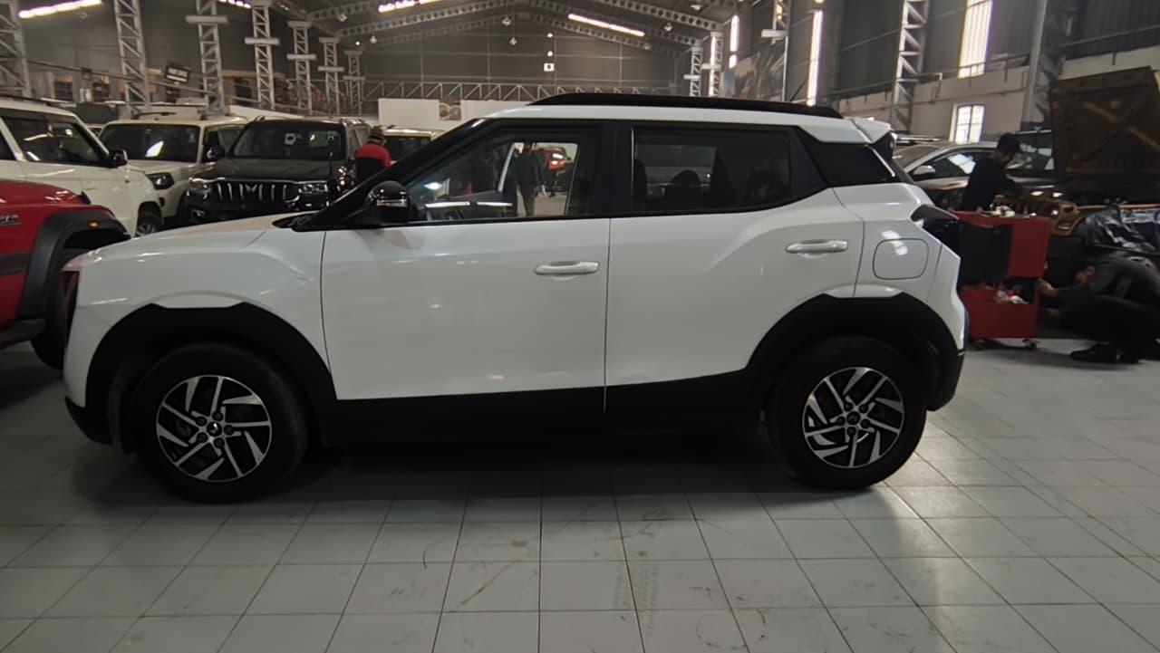 यूज़्ड 2024 महिंद्रा एक्सयूवी 3XO, Faridabad Sector 7, Faridabad 1 यूज़्ड 2024 महिंद्रा एक्सयूवी 3XO, Faridabad Sector 7, Faridabad 1