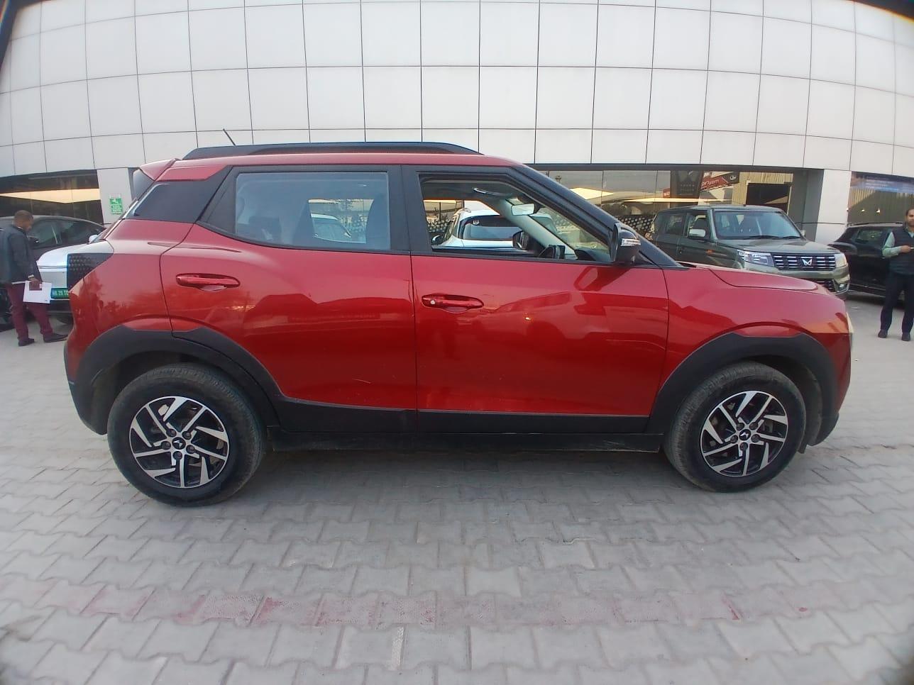 यूज़्ड 2024 महिंद्रा एक्सयूवी 3XO, Faridabad Sector 7, Faridabad 5 यूज़्ड 2024 महिंद्रा एक्सयूवी 3XO, Faridabad Sector 7, Faridabad 5