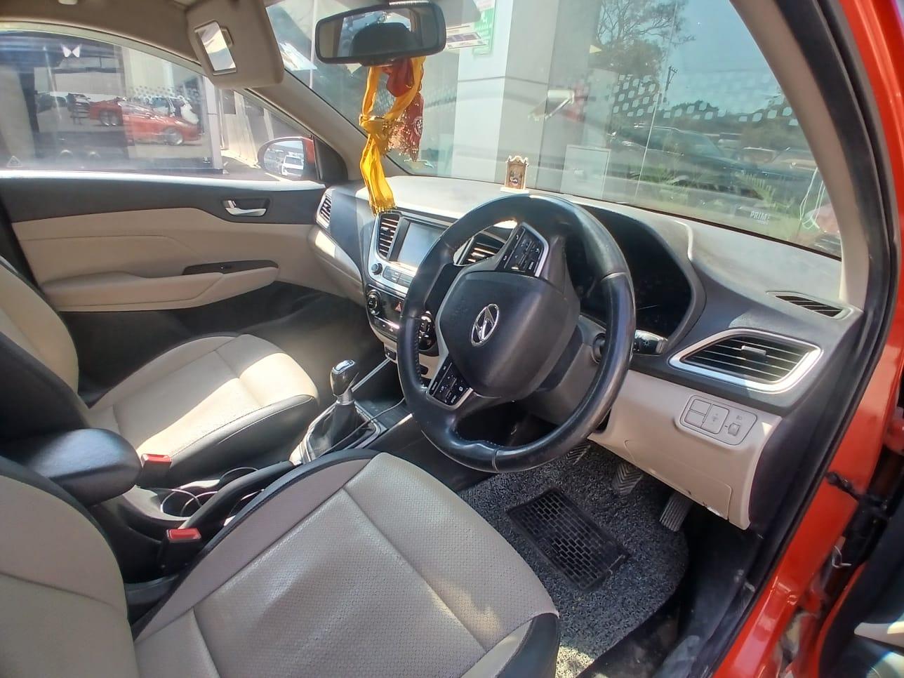 यूज़्ड 2019 ह्युंडई वरना, Faridabad Sector 7, Faridabad 11 यूज़्ड 2019 ह्युंडई वरना, Faridabad Sector 7, Faridabad 11