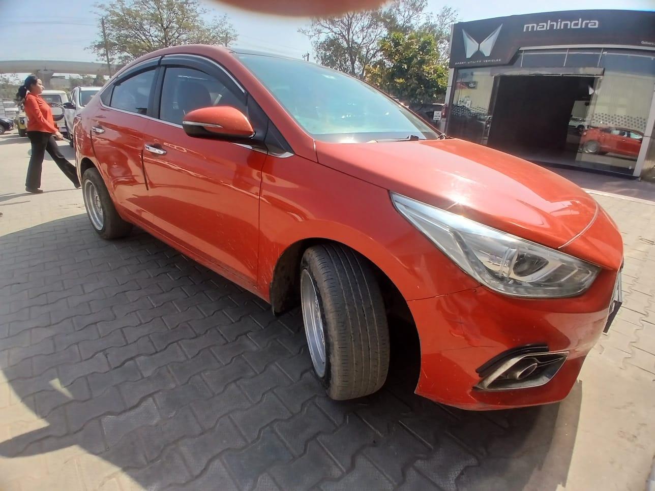 यूज़्ड 2019 ह्युंडई वरना, Faridabad Sector 7, Faridabad 6 यूज़्ड 2019 ह्युंडई वरना, Faridabad Sector 7, Faridabad 6