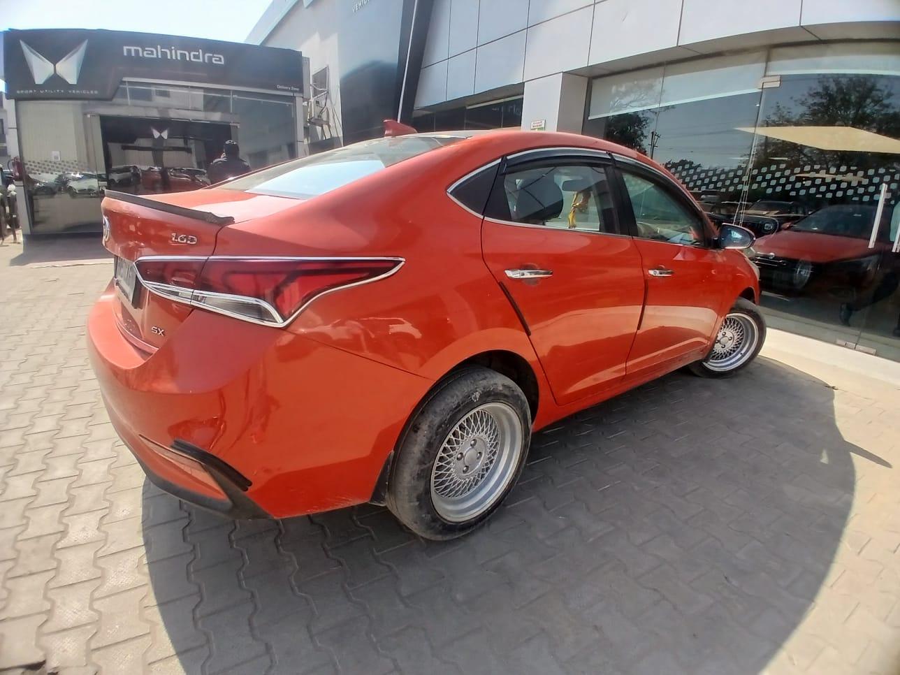 यूज़्ड 2019 ह्युंडई वरना, Faridabad Sector 7, Faridabad 4 यूज़्ड 2019 ह्युंडई वरना, Faridabad Sector 7, Faridabad 4