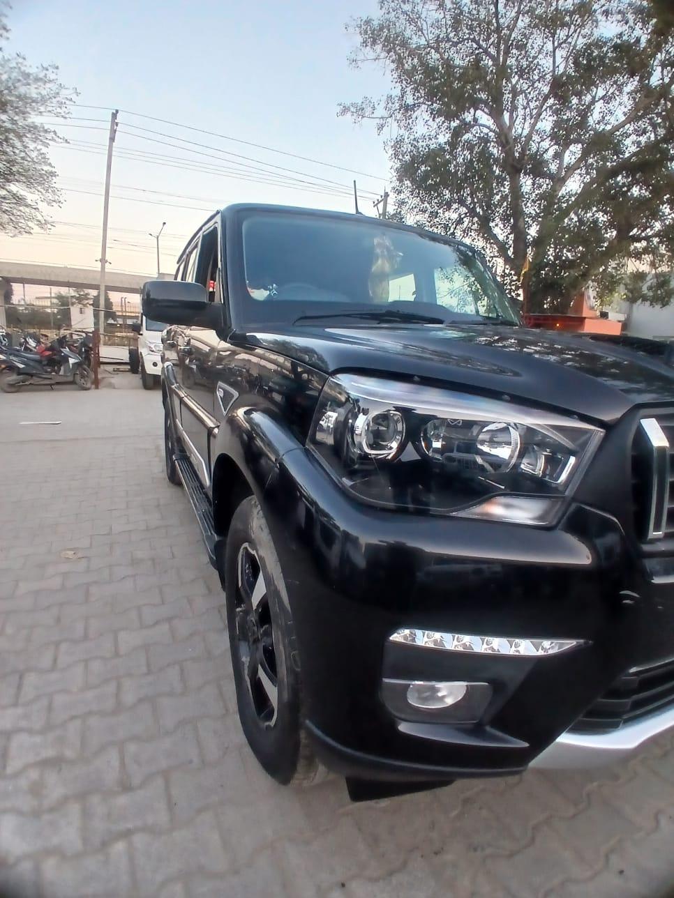 यूज़्ड 2022 महिंद्रा स्कॉर्पियो क्लासिक, Faridabad Sector 7, Faridabad 6 यूज़्ड 2022 महिंद्रा स्कॉर्पियो क्लासिक, Faridabad Sector 7, Faridabad 6