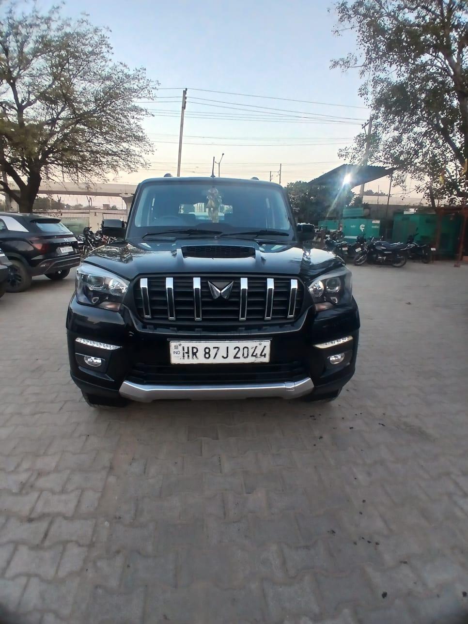 यूज़्ड 2022 महिंद्रा स्कॉर्पियो क्लासिक, Faridabad Sector 7, Faridabad 7 यूज़्ड 2022 महिंद्रा स्कॉर्पियो क्लासिक, Faridabad Sector 7, Faridabad 7