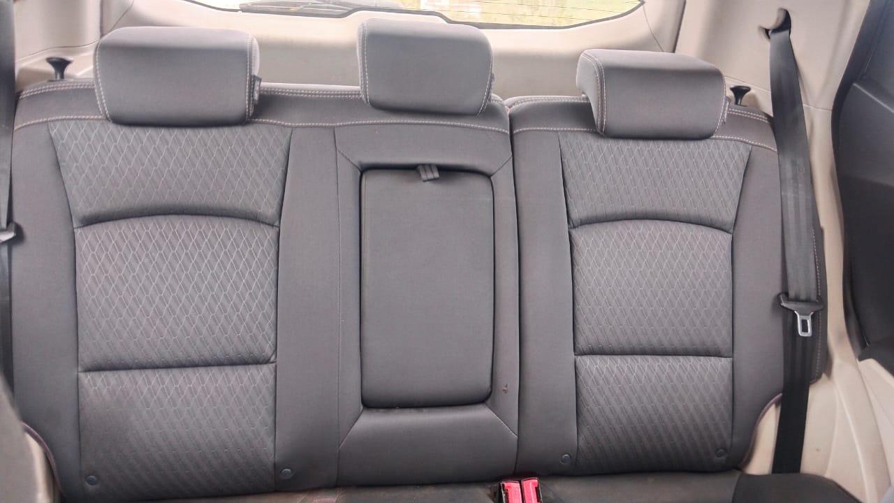 यूज़्ड 2019 महिंद्रा एक्सयूवी300, Vinobanagar Shimoga, Shimoga 14 यूज़्ड 2019 महिंद्रा एक्सयूवी300, Vinobanagar Shimoga, Shimoga 14