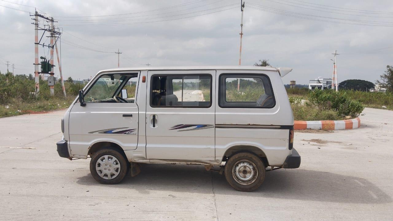 यूज़्ड 2013 मारुति सुजुकी ओमनी, Vinobanagar Shimoga, Shimoga 1 यूज़्ड 2013 मारुति सुजुकी ओमनी, Vinobanagar Shimoga, Shimoga 1