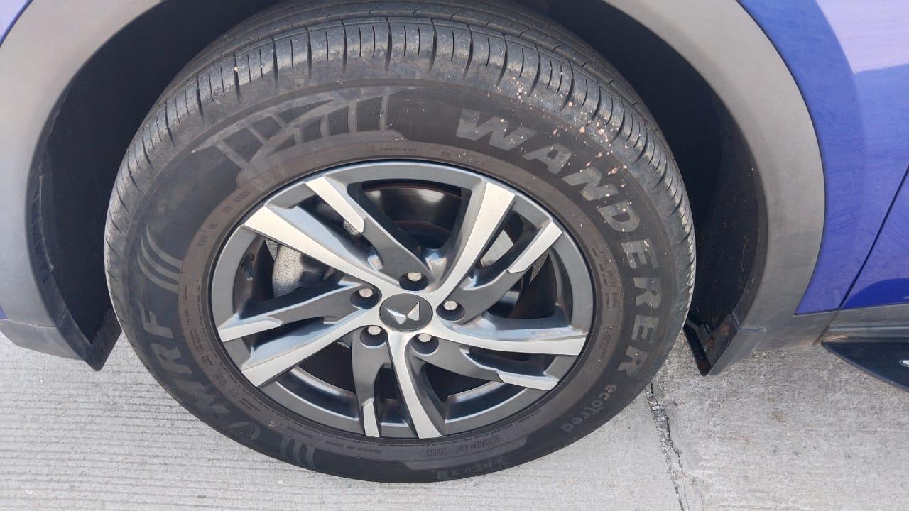 यूज़्ड 2023 महिंद्रा एक्सयूवी700, Vinobanagar Shimoga, Shimoga 8 यूज़्ड 2023 महिंद्रा एक्सयूवी700, Vinobanagar Shimoga, Shimoga 8