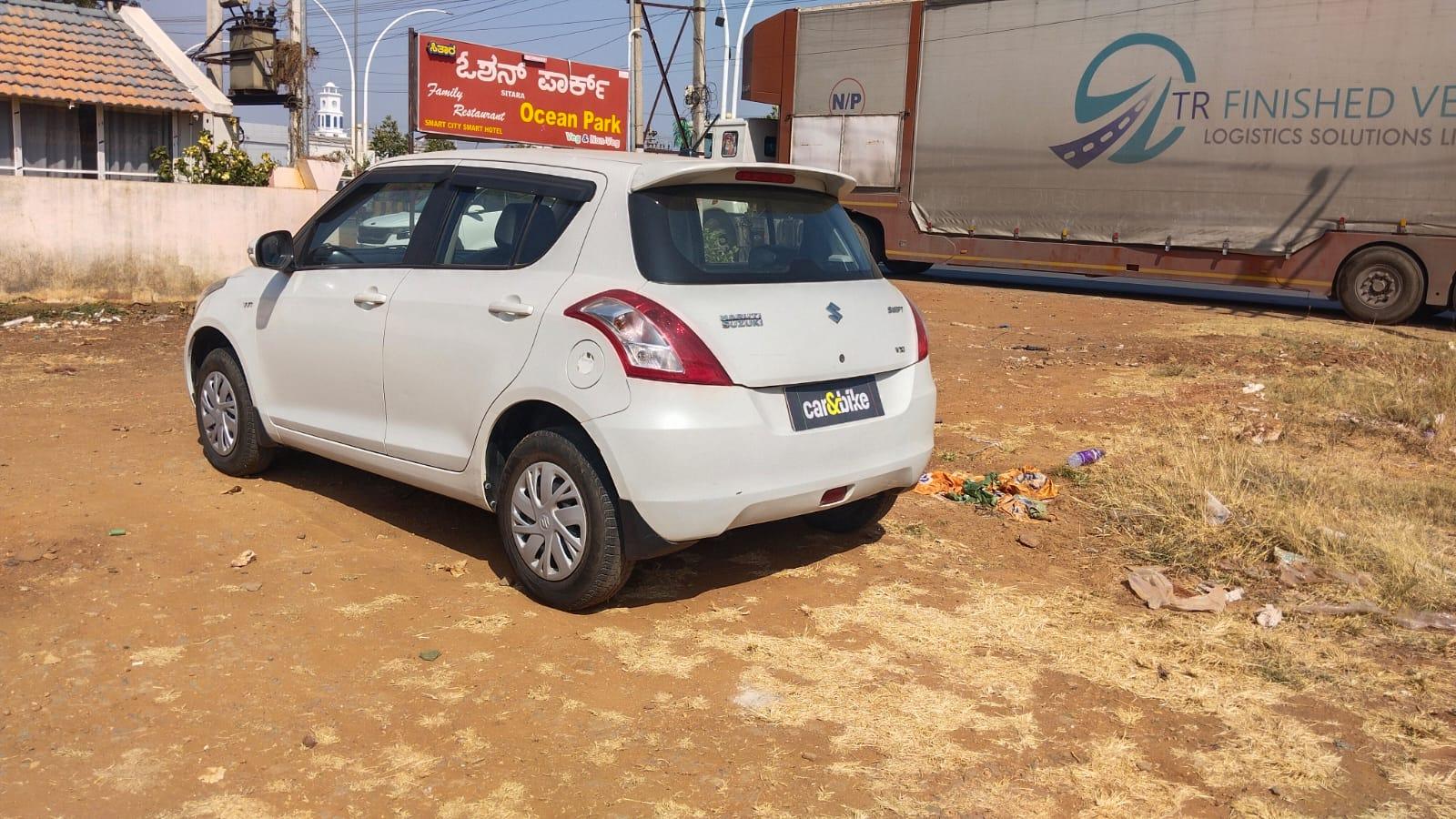 यूज़्ड 2015 मारुति सुजुकी स्विफ्ट, Vinobanagar Shimoga, Shimoga 2 यूज़्ड 2015 मारुति सुजुकी स्विफ्ट, Vinobanagar Shimoga, Shimoga 2