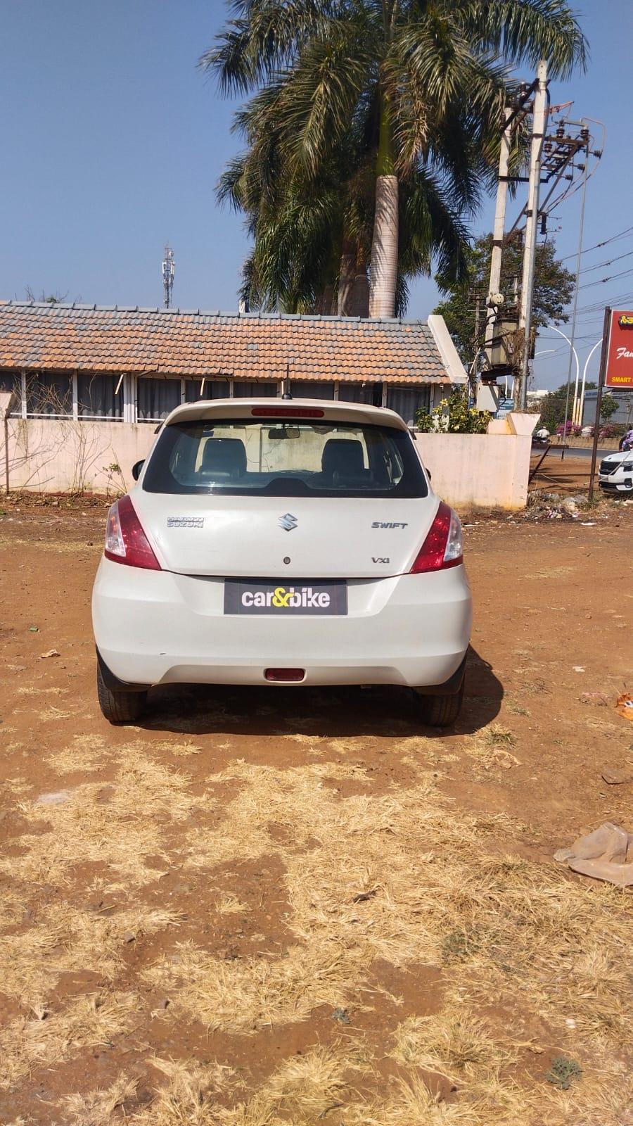 यूज़्ड 2015 मारुति सुजुकी स्विफ्ट, Vinobanagar Shimoga, Shimoga 3 यूज़्ड 2015 मारुति सुजुकी स्विफ्ट, Vinobanagar Shimoga, Shimoga 3