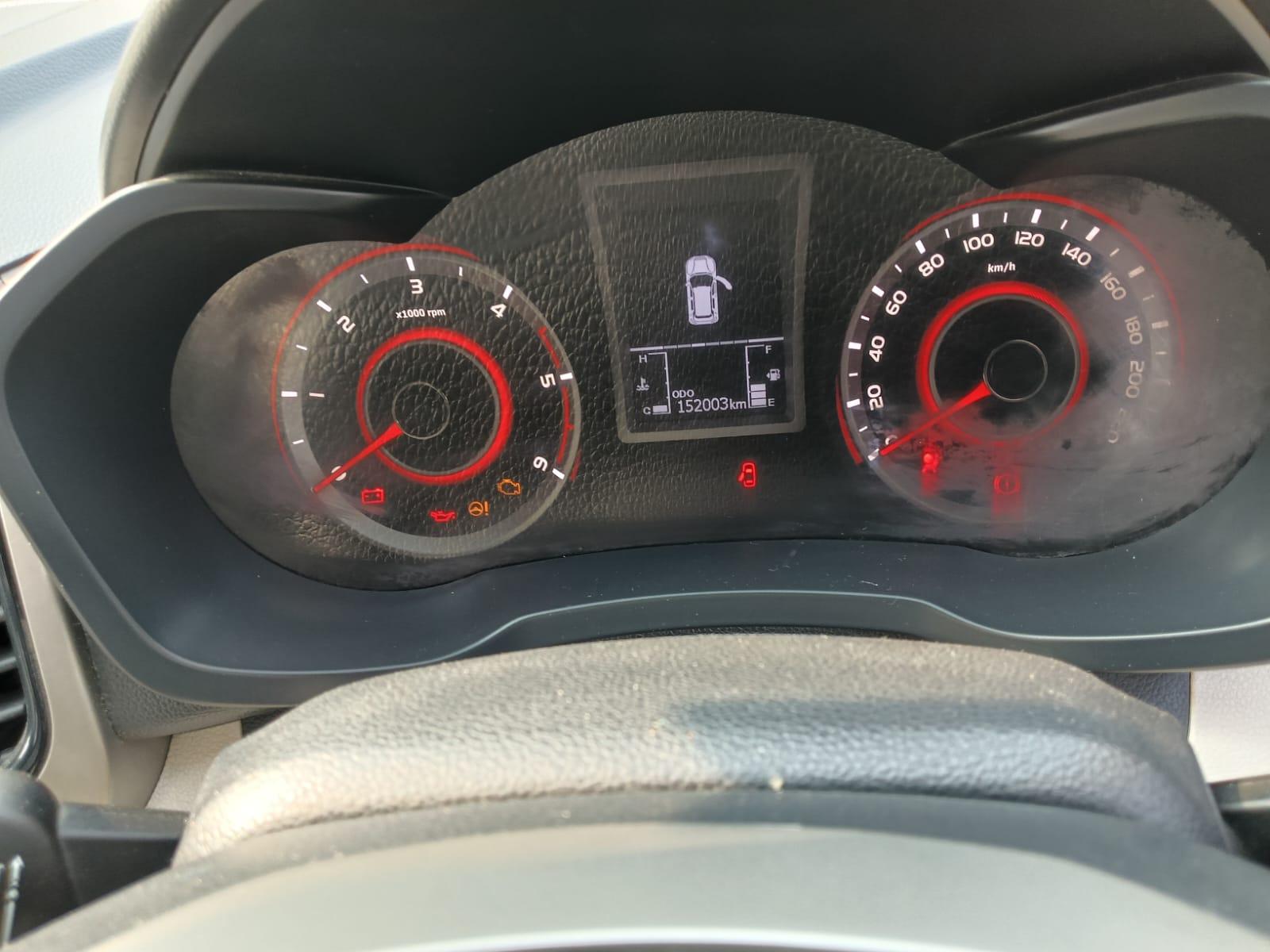 यूज़्ड 2019 महिंद्रा एक्सयूवी300, Rani Ki Sarai, Azamgarh 6 यूज़्ड 2019 महिंद्रा एक्सयूवी300, Rani Ki Sarai, Azamgarh 6