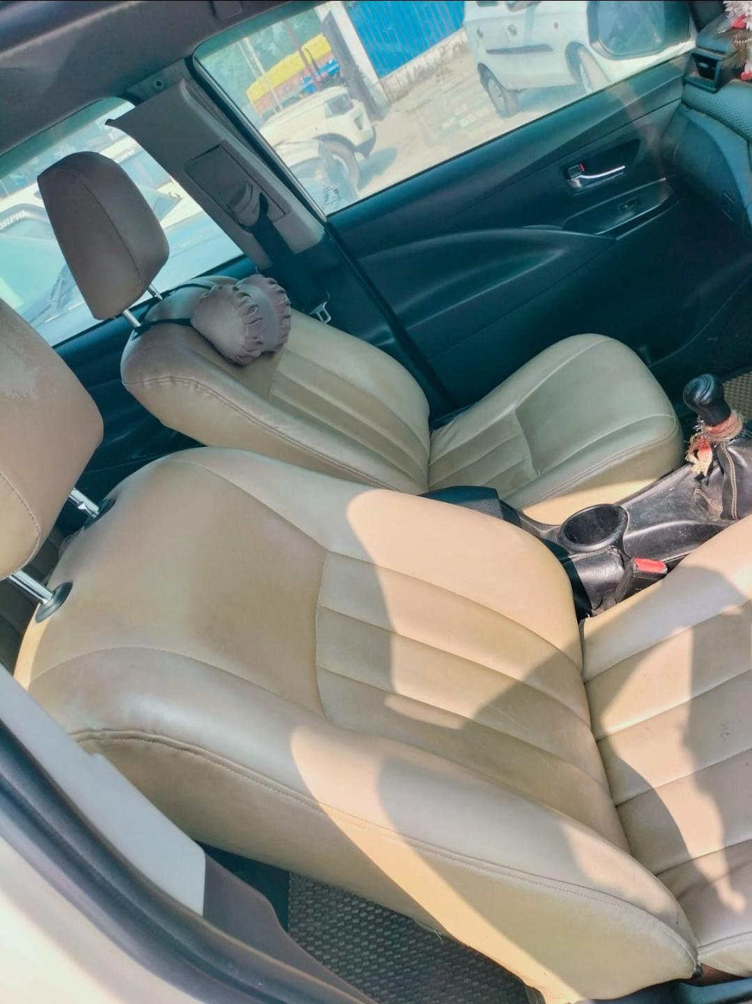 यूज़्ड 2016 टोयोटा इनोवा क्रिस्टा, Bhatta Bazar, Purnia 8 यूज़्ड 2016 टोयोटा इनोवा क्रिस्टा, Bhatta Bazar, Purnia 8