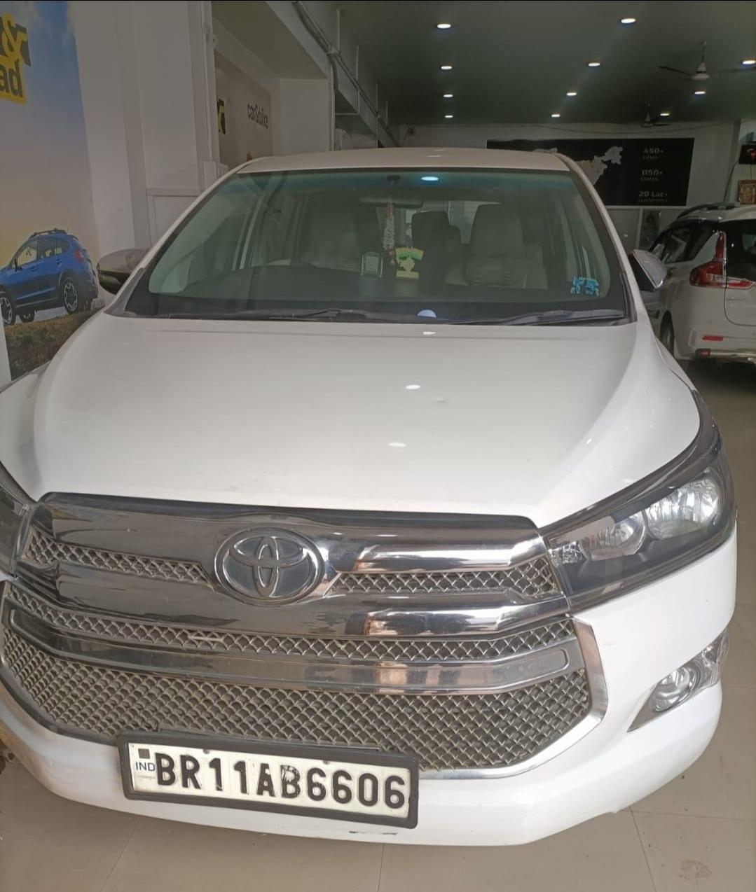 यूज़्ड 2016 टोयोटा इनोवा क्रिस्टा, Bhatta Bazar, Purnia 4 यूज़्ड 2016 टोयोटा इनोवा क्रिस्टा, Bhatta Bazar, Purnia 4