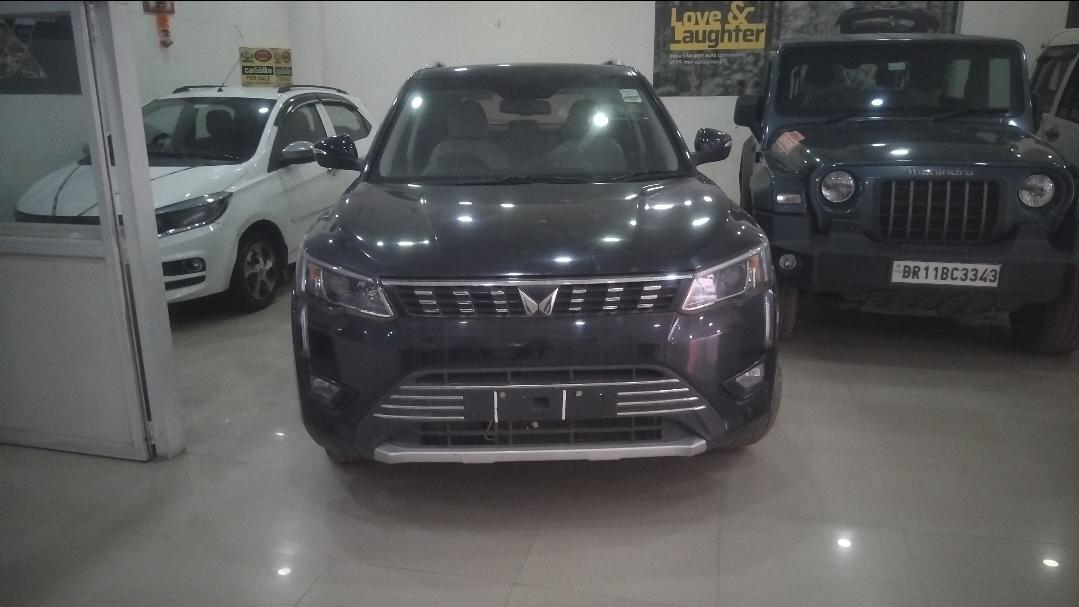 यूज़्ड 2019 महिंद्रा एक्सयूवी300, Bhatta Bazar, Purnia 7 यूज़्ड 2019 महिंद्रा एक्सयूवी300, Bhatta Bazar, Purnia 7