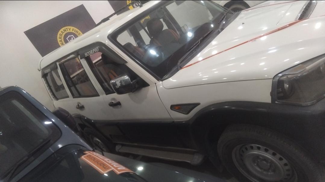 यूज़्ड 2015 महिंद्रा स्कॉर्पियो, Bhatta Bazar, Purnia 5 यूज़्ड 2015 महिंद्रा स्कॉर्पियो, Bhatta Bazar, Purnia 5