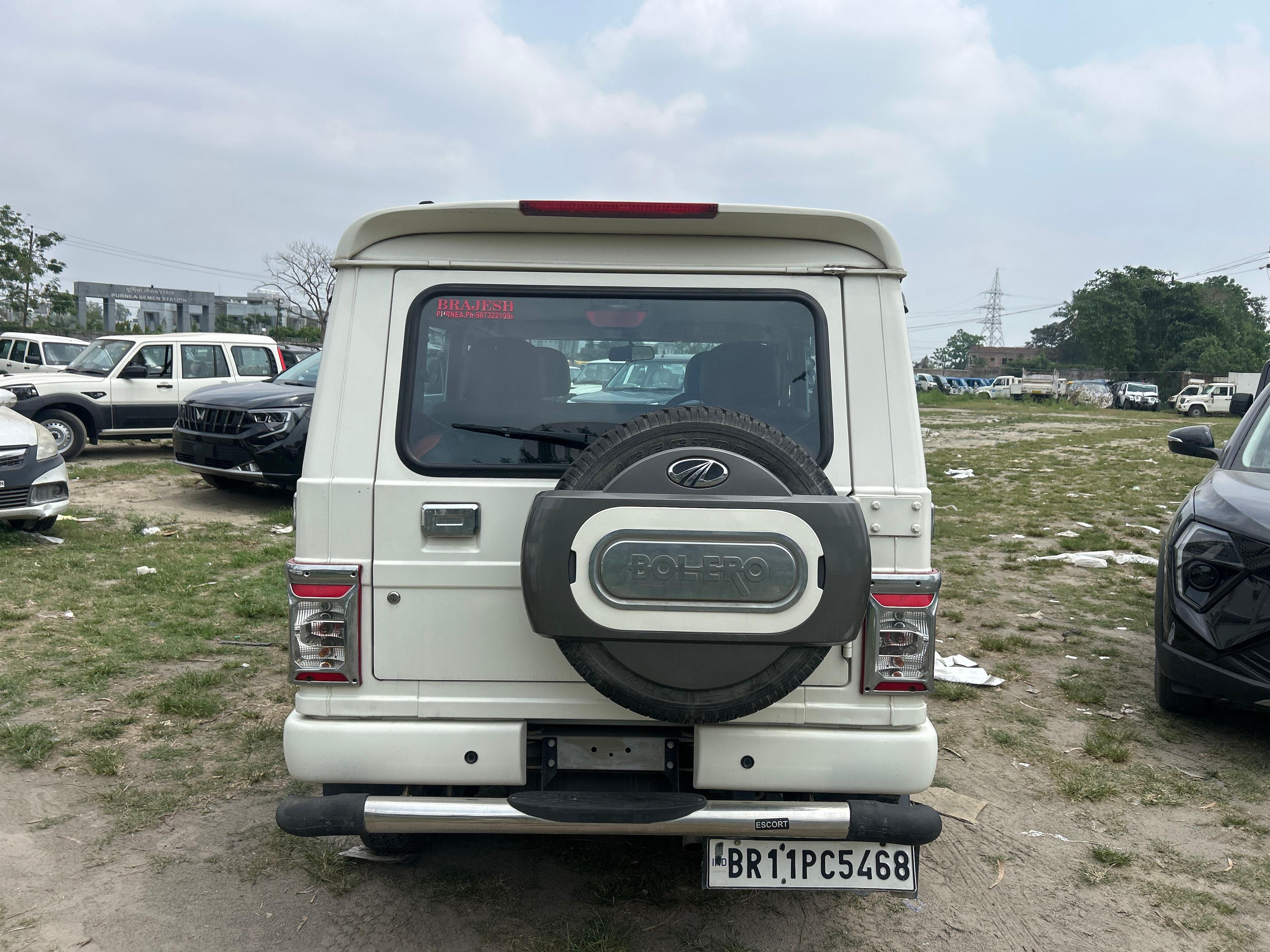 यूज़्ड 2021 महिंद्रा बोलेरो, Bhatta Bazar, Purnia 3 यूज़्ड 2021 महिंद्रा बोलेरो, Bhatta Bazar, Purnia 3